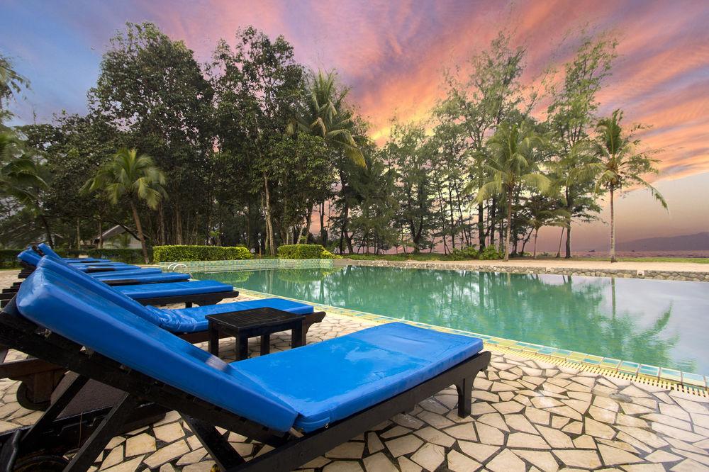 D Varee Mai Khao Beach Екстер'єр фото