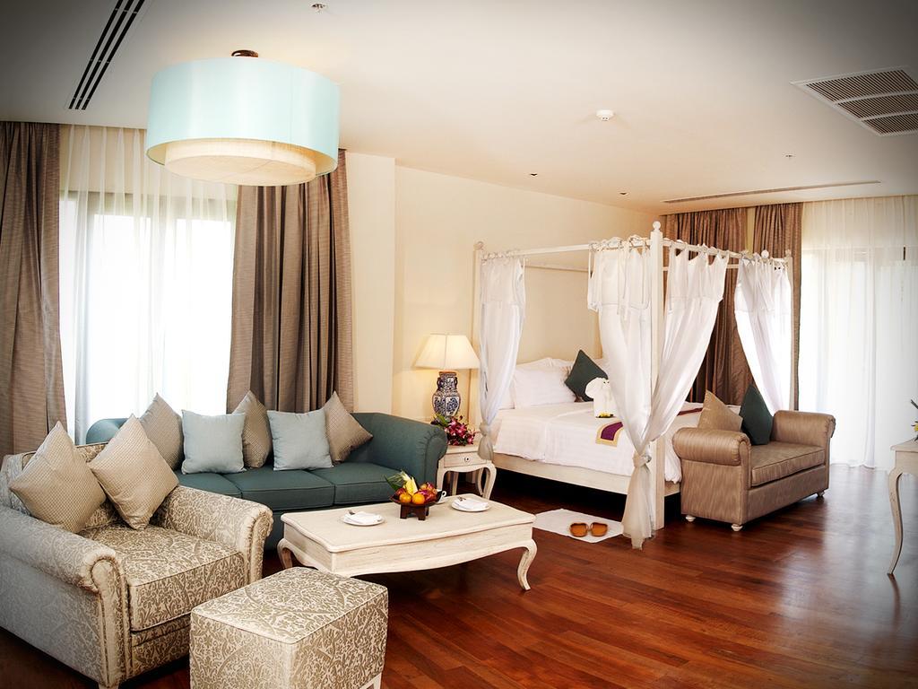D Varee Mai Khao Beach Екстер'єр фото