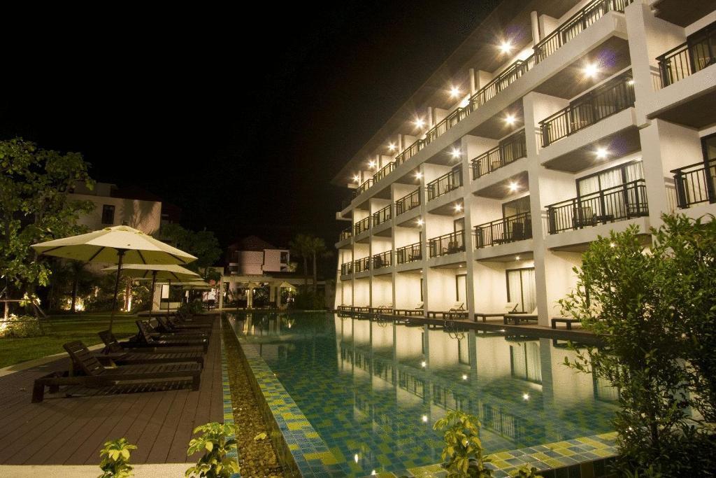 D Varee Mai Khao Beach Екстер'єр фото