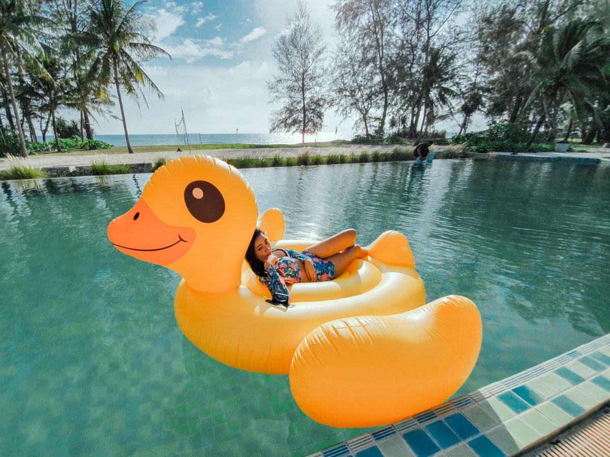 D Varee Mai Khao Beach Екстер'єр фото